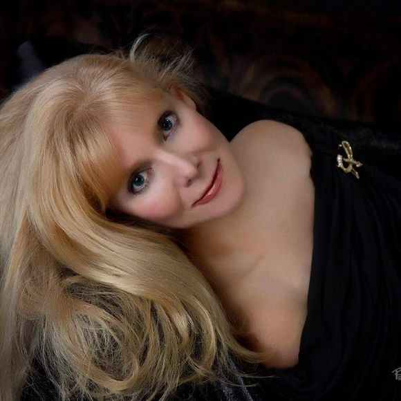 Meet your Posher, Anne-elizabeth - Picture 1 of 1